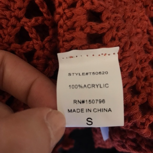 NWT Rust Red Crochet Crop Top - Picture 4 of 4